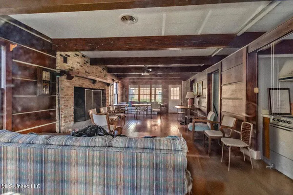 $265,000 | 1042 Bayridge Drive, Jackson, MS 39211