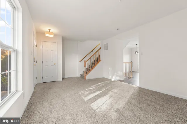 $299,000 | 19 Coachlight Drive, Sicklerville, NJ 08081