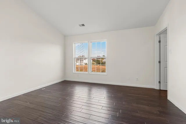 $299,000 | 19 Coachlight Drive, Sicklerville, NJ 08081