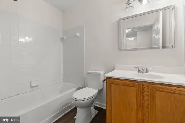 $299,000 | 19 Coachlight Drive, Sicklerville, NJ 08081