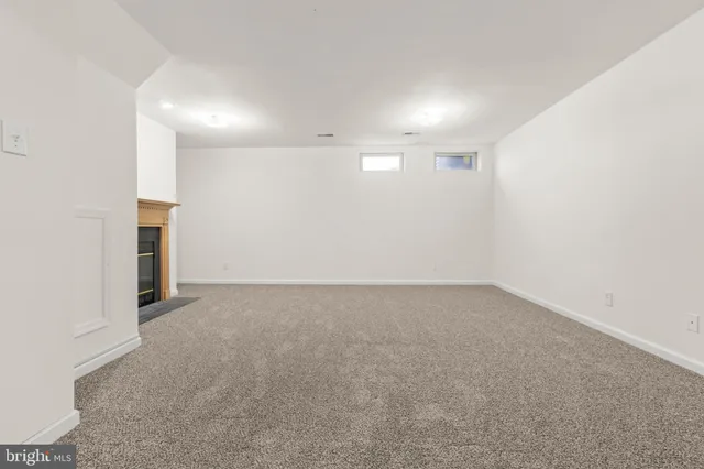 $299,000 | 19 Coachlight Drive, Sicklerville, NJ 08081