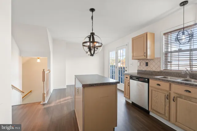 $299,000 | 19 Coachlight Drive, Sicklerville, NJ 08081