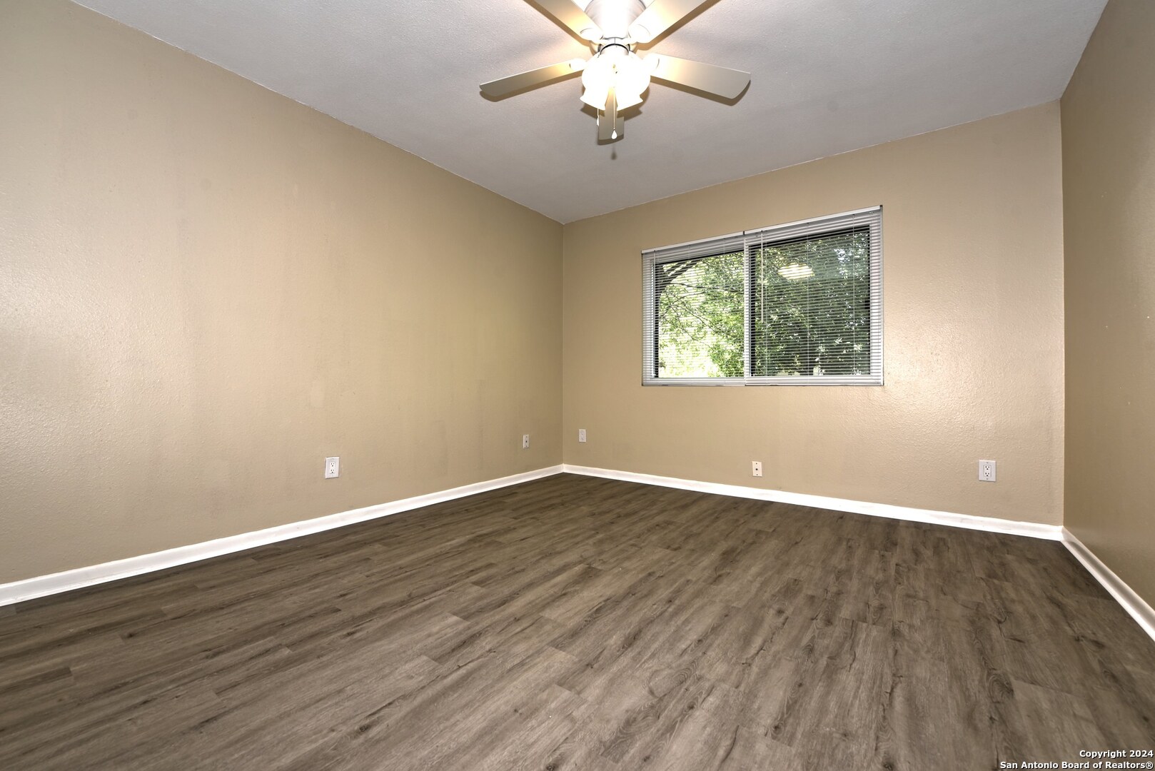 3402 Ridge Ash San Antonio, TX 78247 - Photo 16 of 30