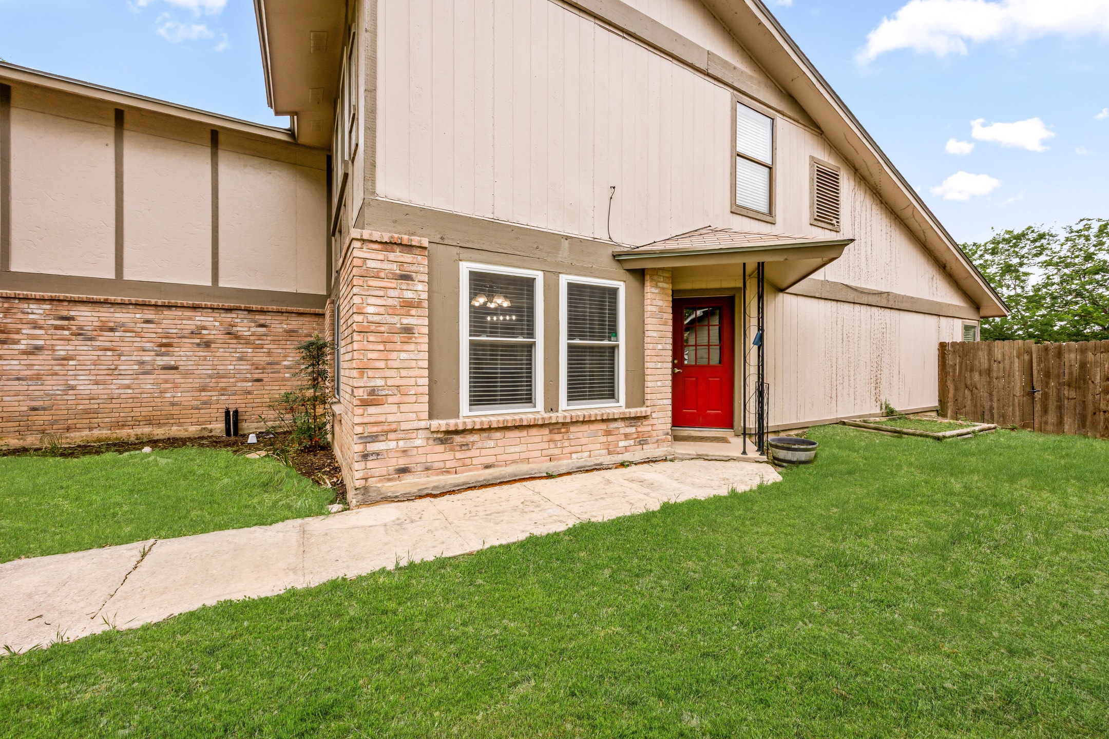 9735 Fortune Ridge Drive Converse, TX 78109 - Photo 3 of 38