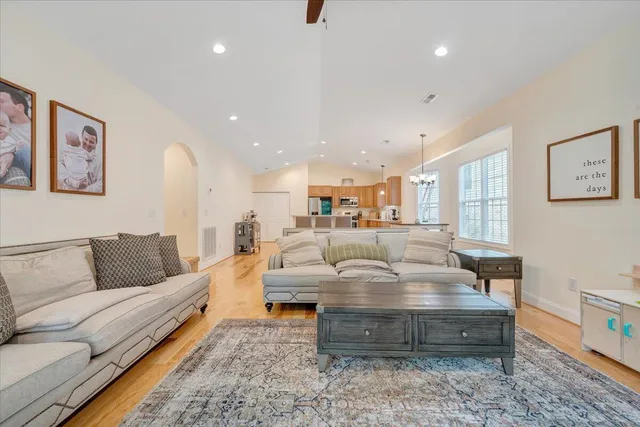 $374,900 | 1290 Trafalgar Drive, Roanoke, VA 24019