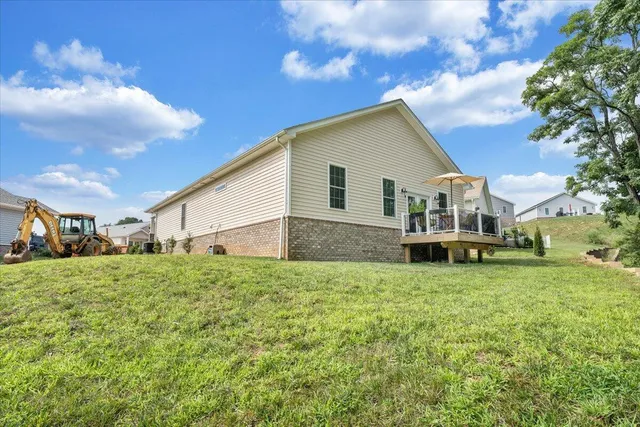 $374,900 | 1290 Trafalgar Drive, Roanoke, VA 24019