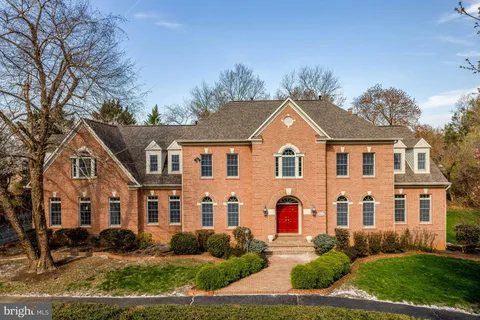 $2,300,000 | 9906 Hessick Court, Great Falls, VA 22066