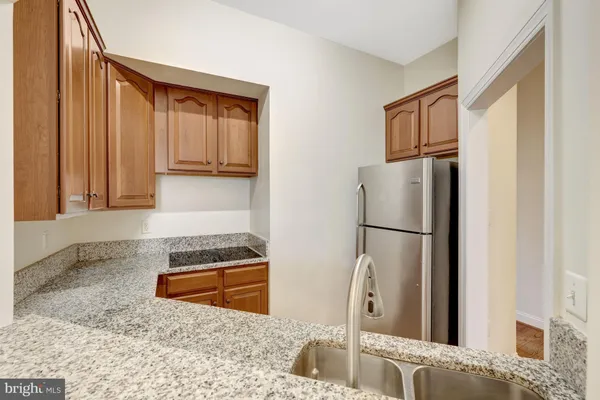 $2,300,000 | 9906 Hessick Court, Great Falls, VA 22066