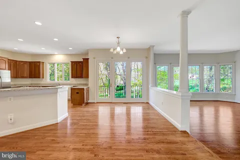 $2,300,000 | 9906 Hessick Court, Great Falls, VA 22066