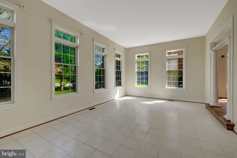 $2,300,000 | 9906 Hessick Court, Great Falls, VA 22066