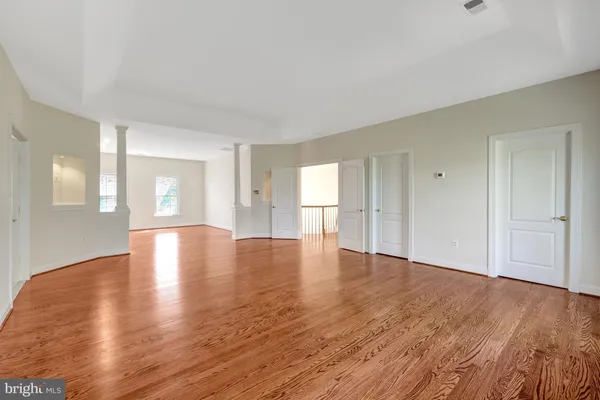 $2,300,000 | 9906 Hessick Court, Great Falls, VA 22066