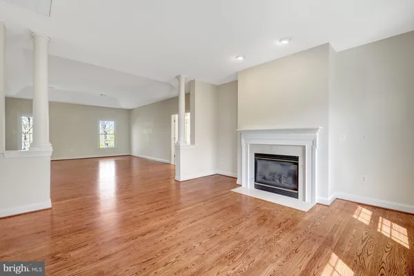 $2,300,000 | 9906 Hessick Court, Great Falls, VA 22066