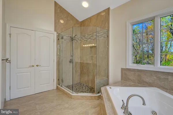 $2,300,000 | 9906 Hessick Court, Great Falls, VA 22066