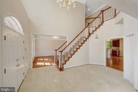 $2,300,000 | 9906 Hessick Court, Great Falls, VA 22066