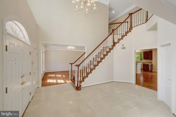 $2,300,000 | 9906 Hessick Court, Great Falls, VA 22066