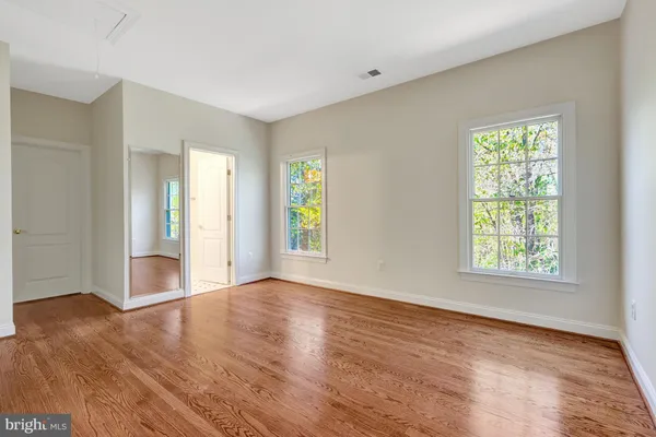 $2,300,000 | 9906 Hessick Court, Great Falls, VA 22066