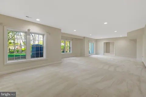 $2,300,000 | 9906 Hessick Court, Great Falls, VA 22066