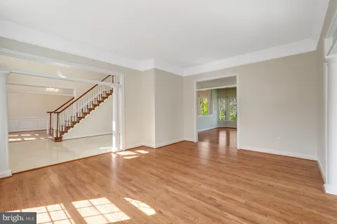 $2,300,000 | 9906 Hessick Court, Great Falls, VA 22066