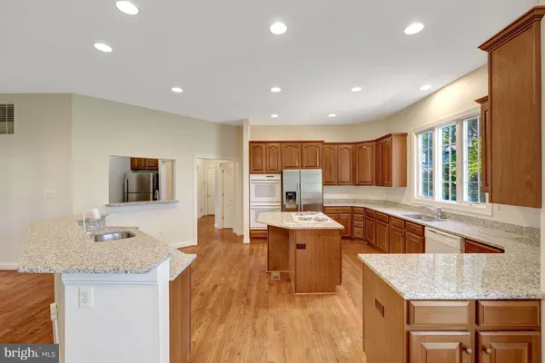 $2,300,000 | 9906 Hessick Court, Great Falls, VA 22066