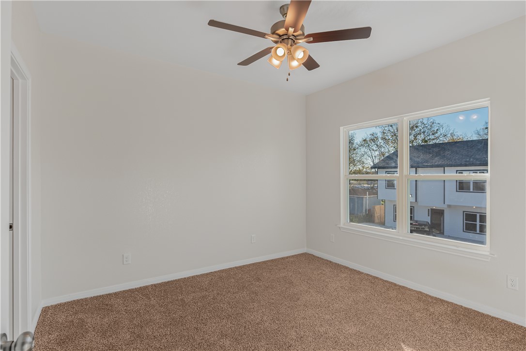 601 West 24th Street, Unit 112 Bryan, TX 77803 - Photo 13 of 17