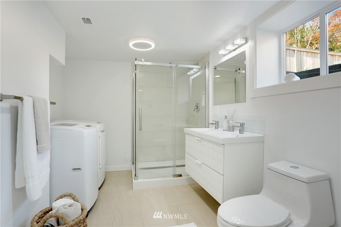 934 North 78th Street Seattle, WA 98103 - Photo 13 of 19 Gallery Image 13