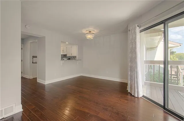 $253,950 | 12225 Charlotte Street, Kansas City, MO 64146