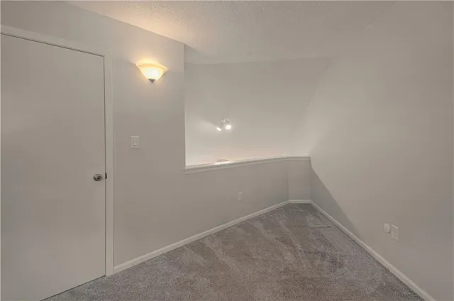 $253,950 | 12225 Charlotte Street, Kansas City, MO 64146