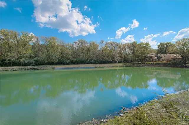 $253,950 | 12225 Charlotte Street, Kansas City, MO 64146