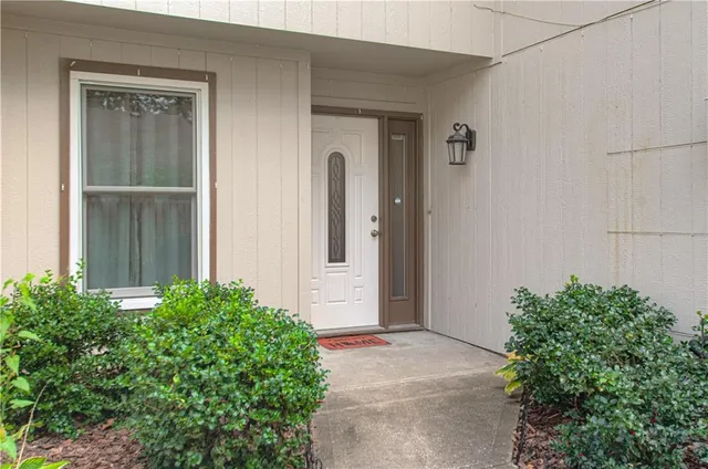 $253,950 | 12225 Charlotte Street, Kansas City, MO 64146