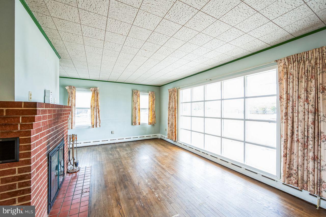 131 Bollinger Road Downingtown, PA 19335 - Photo 4 of 37 Living Rm with wood floors
