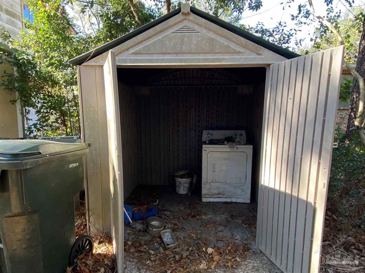 81 West Pinestead Road Pensacola, FL 32503 - Photo 7 of 7 Gallery Image 7