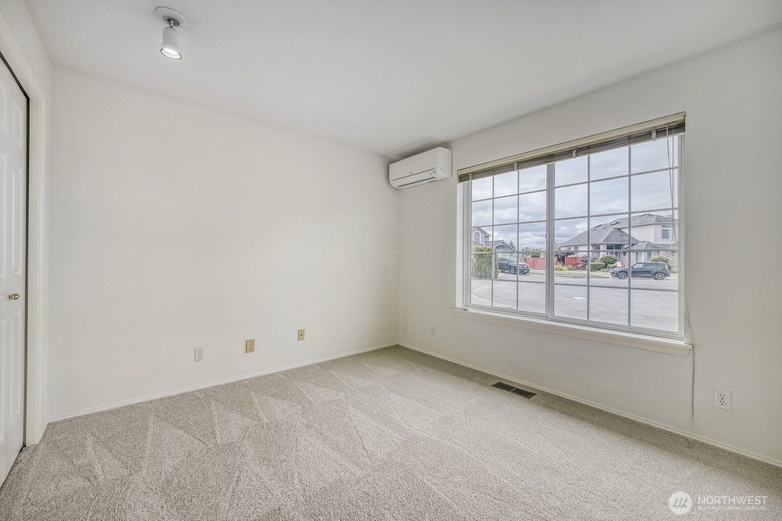 11240 Southeast 189th Court Renton, WA 98055 - Photo 23 of 28 Gallery Image 23