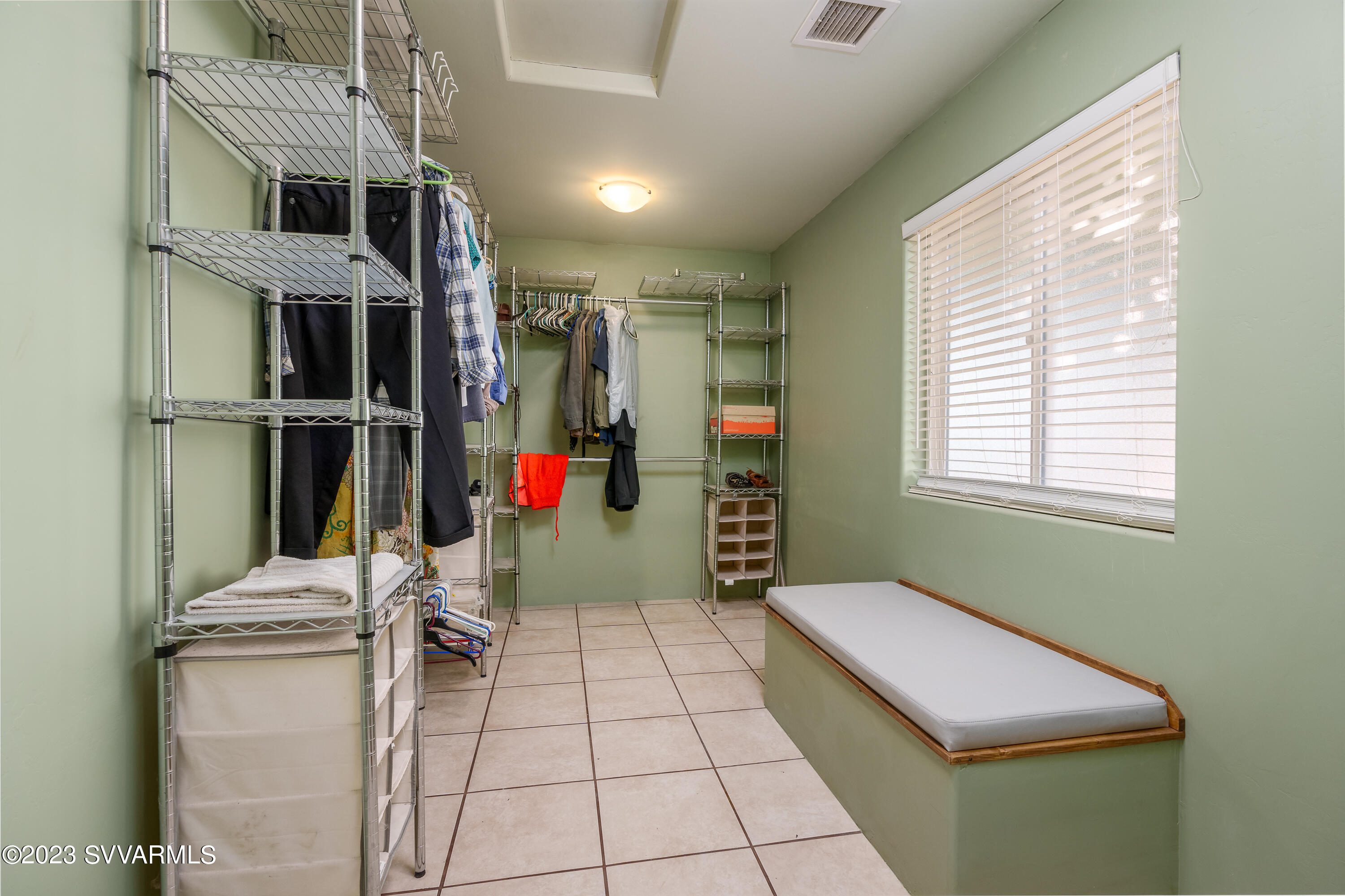 1055 Reay Road Rimrock, AZ 86335 - Photo 19 of 34 a room with closet