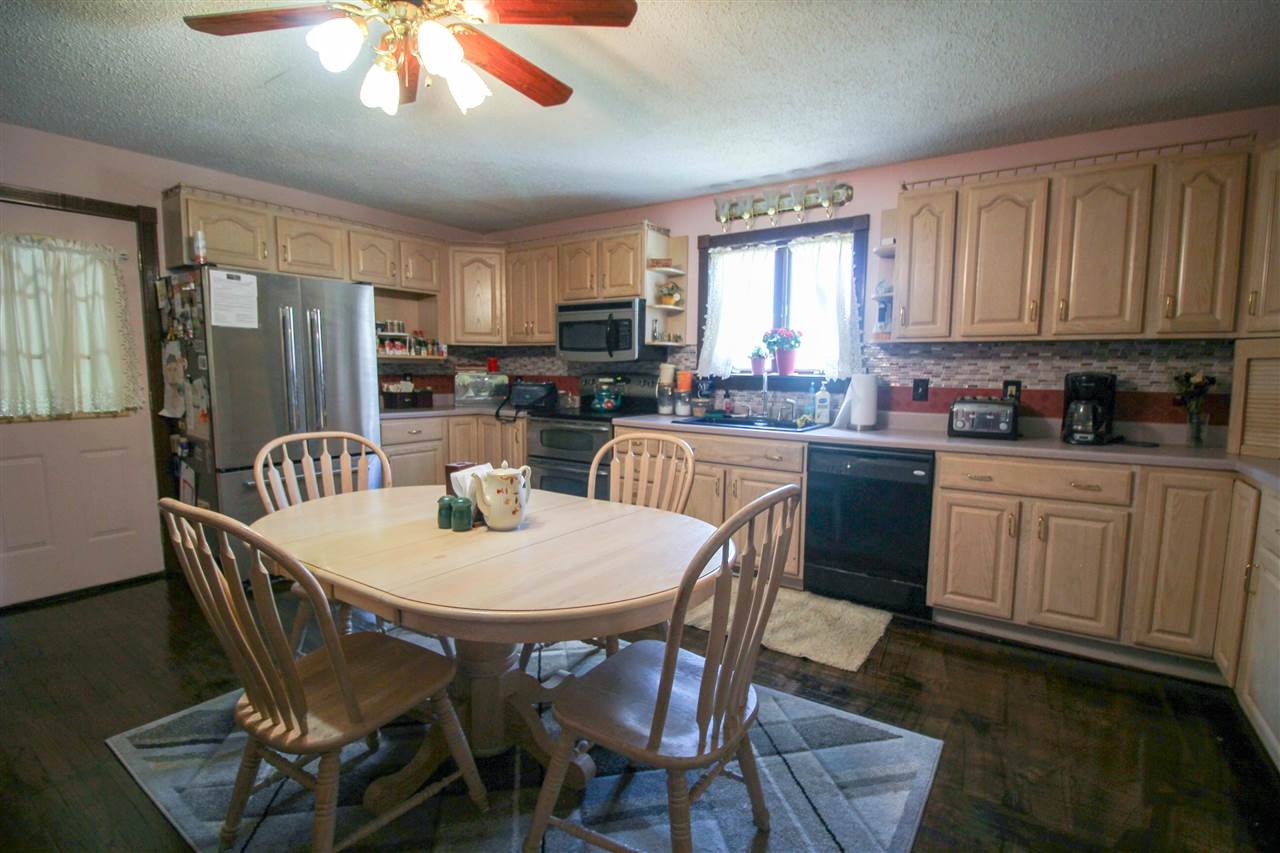 8317 Pettit Road Birch Run, MI 48415 - Photo 11 of 50