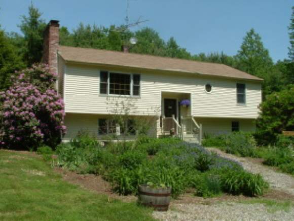 31 Hunt Road Kingston, NH 03848 - Photo 1 of 1 Gallery Image 1