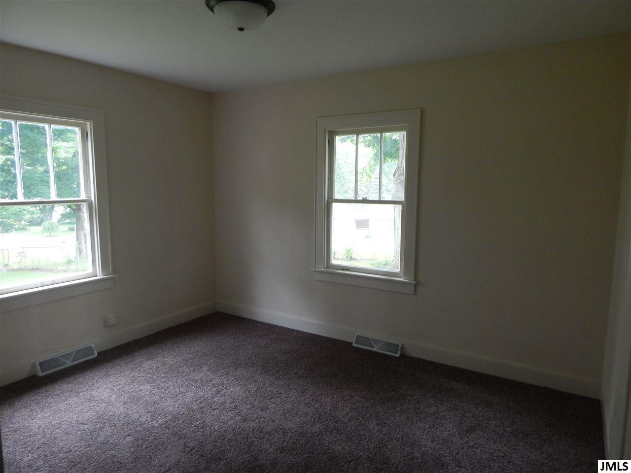 249 South Dettman Road Jackson, MI 49203 - Photo 9 of 15 Photo 9