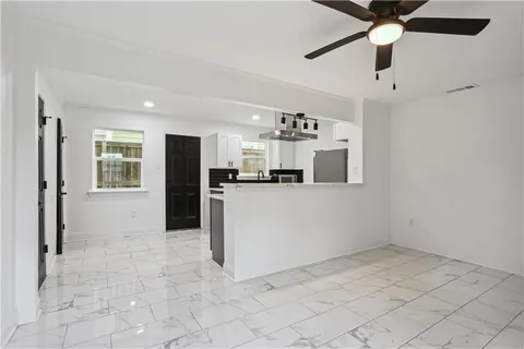 $175,000 | 2410 Baronne Street, Unit B, New Orleans, LA 70113