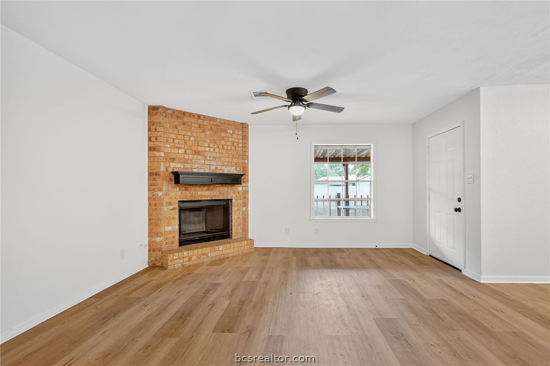4502 Old Hearne Road Bryan, TX 77803 - Photo 5 of 40