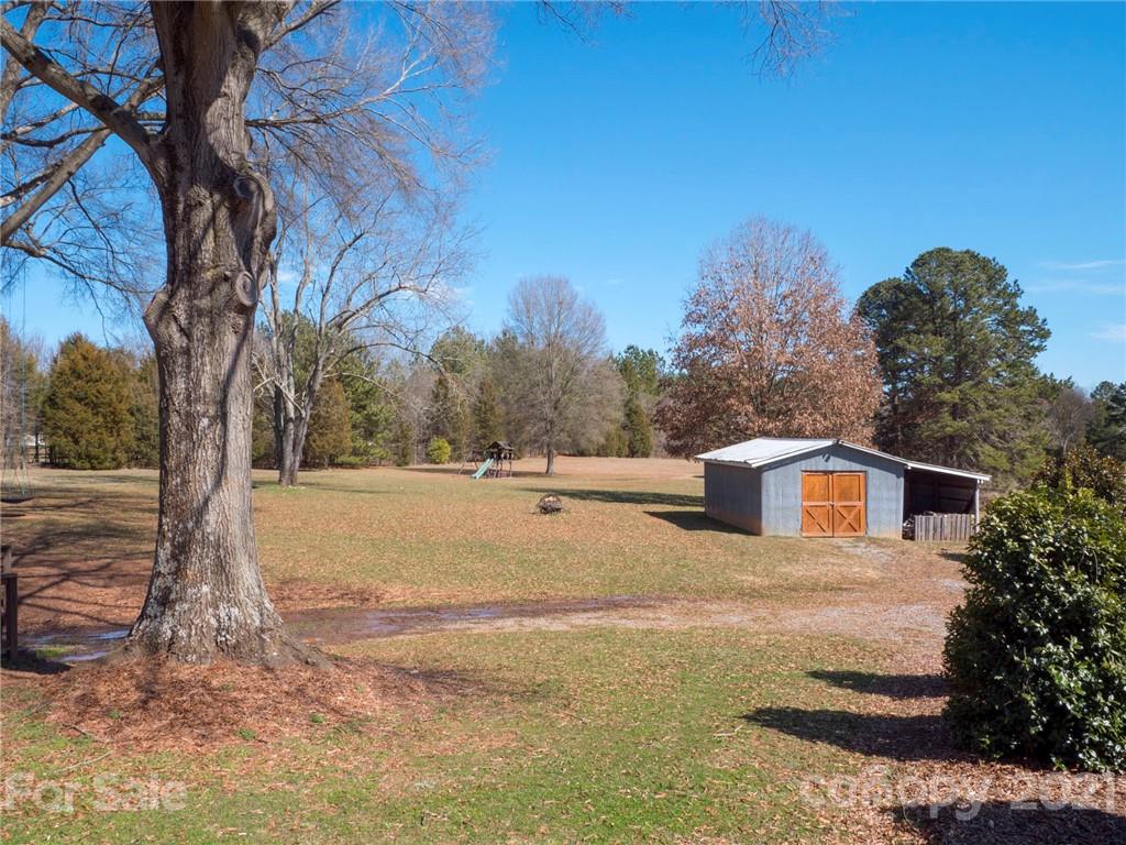 722 Odell School Road Concord, NC 28027 - Photo 4 of 48