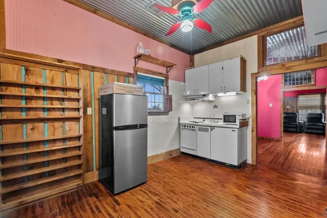 $1,950,000 | 5417 West Bayshore Drive, Unit A, Bacliff, TX 77518