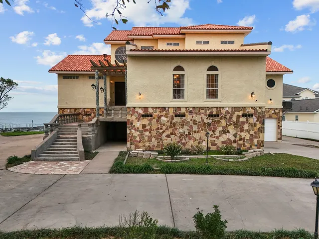 $1,950,000 | 5417 West Bayshore Drive, Unit A, Bacliff, TX 77518
