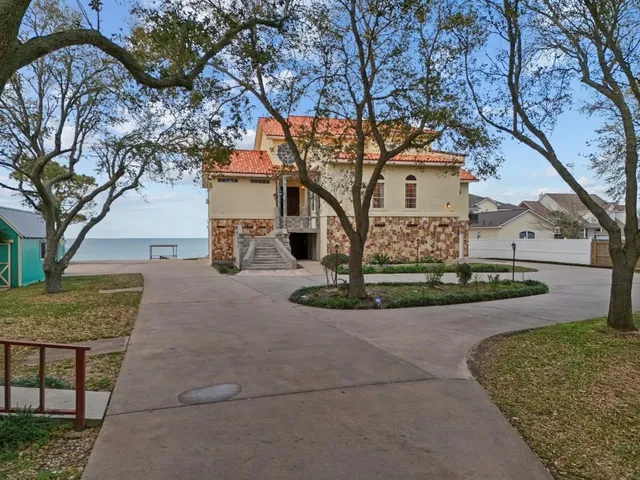 $1,950,000 | 5417 West Bayshore Drive, Unit A, Bacliff, TX 77518