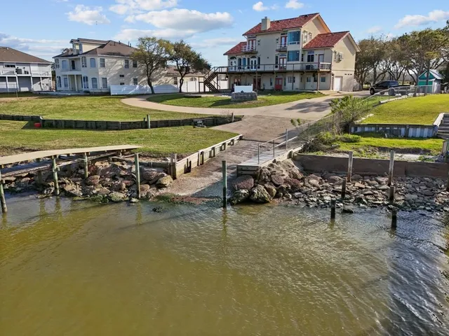 $1,950,000 | 5417 West Bayshore Drive, Unit A, Bacliff, TX 77518