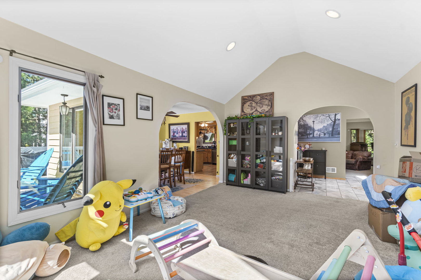 902 Spring Beach Way Cary, IL 60013 - Photo 11 of 38 Gallery Image 11