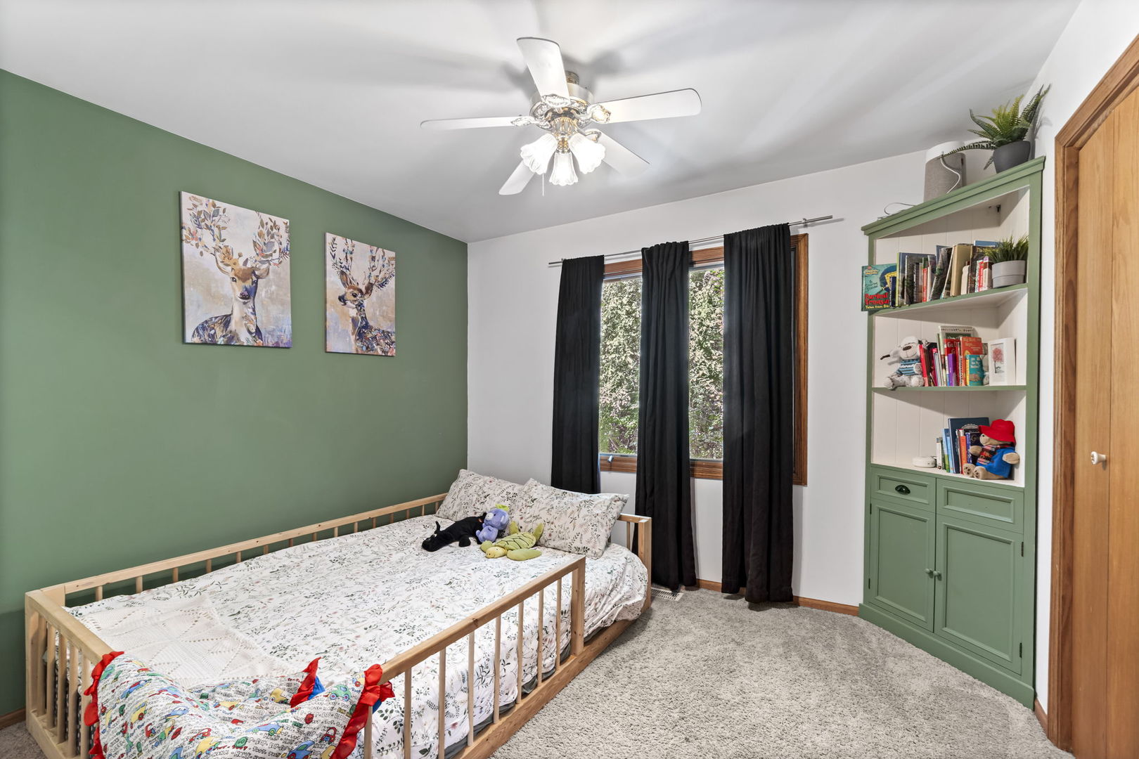 902 Spring Beach Way Cary, IL 60013 - Photo 16 of 38 Gallery Image 16