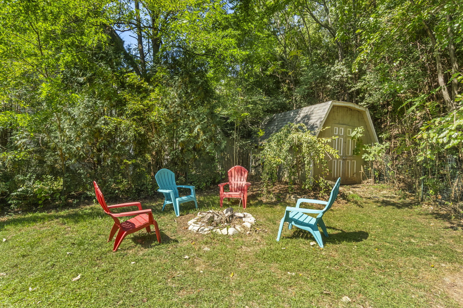 902 Spring Beach Way Cary, IL 60013 - Photo 33 of 38 Gallery Image 33