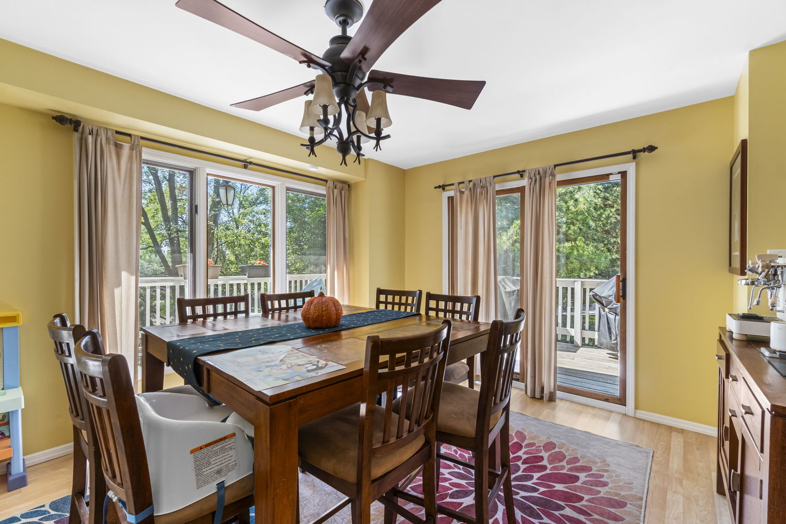 902 Spring Beach Way Cary, IL 60013 - Photo 5 of 38 Gallery Image 5