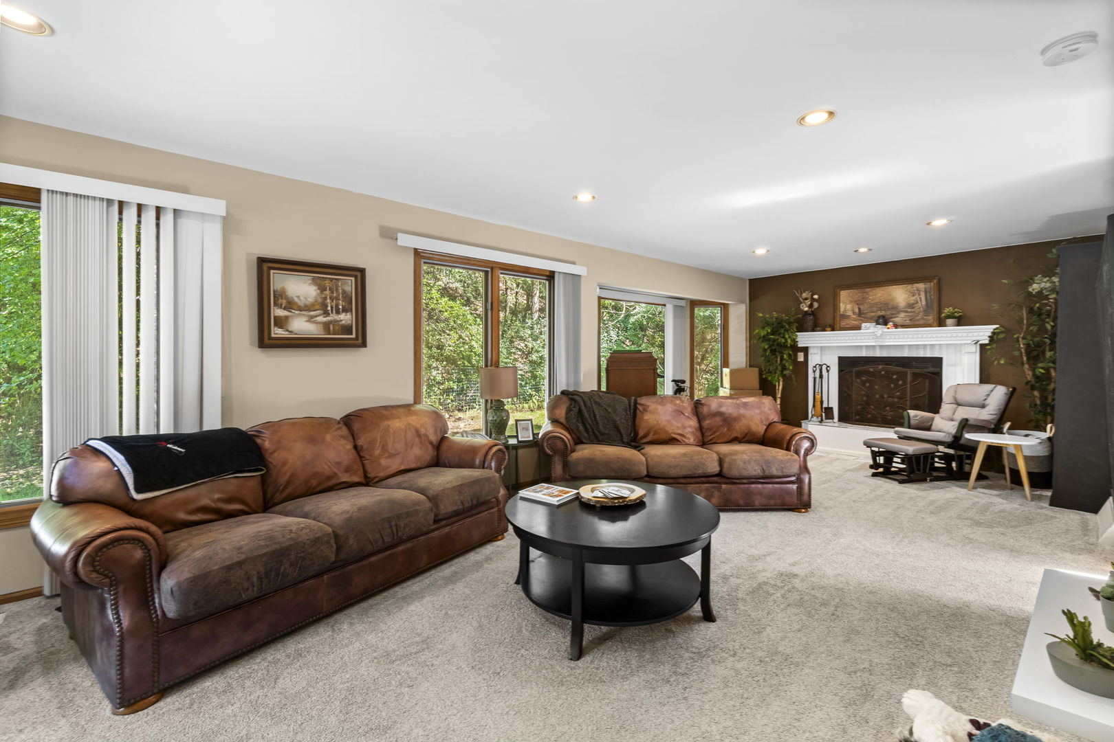 902 Spring Beach Way Cary, IL 60013 - Photo 8 of 38 Gallery Image 8