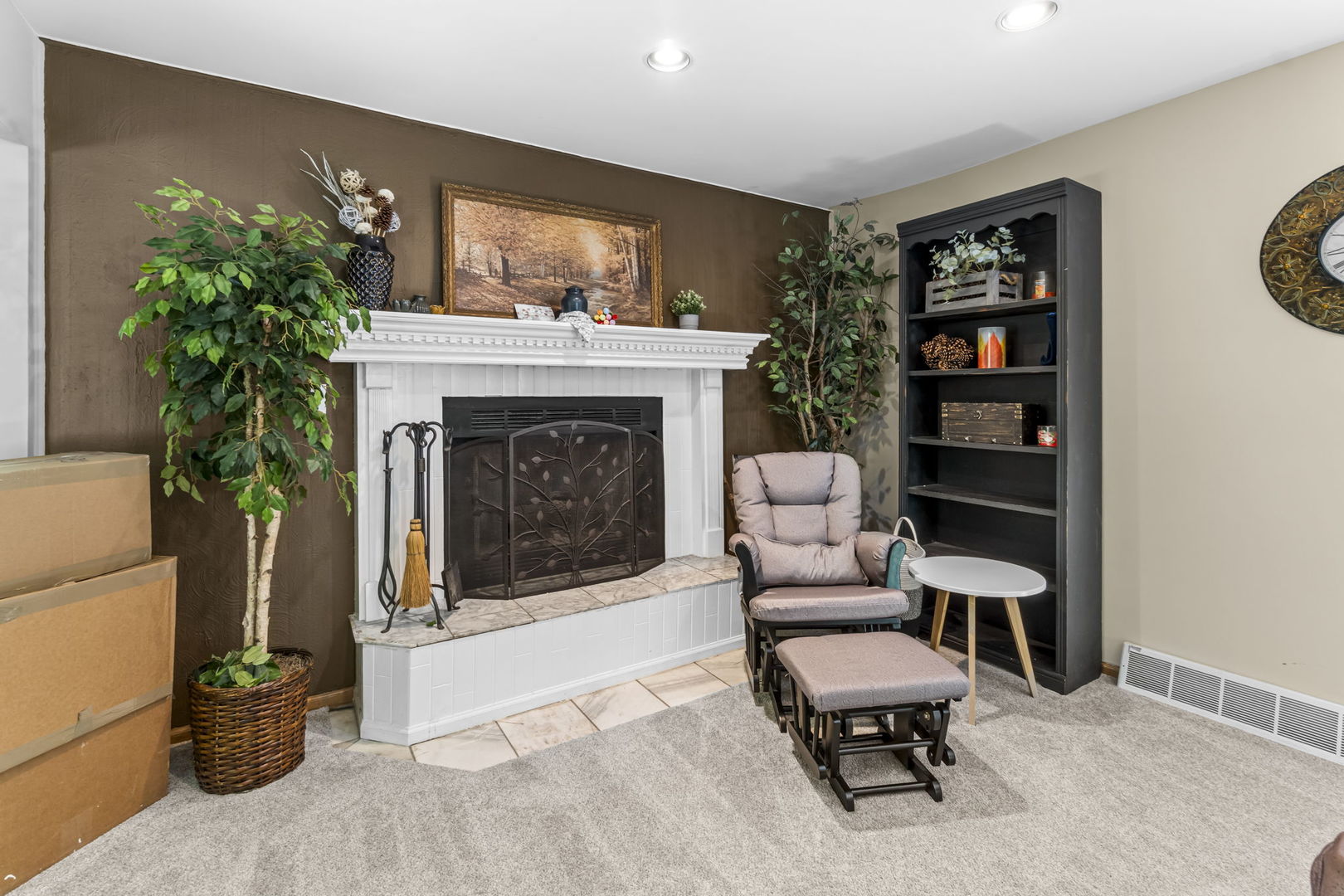 902 Spring Beach Way Cary, IL 60013 - Photo 9 of 38 Gallery Image 9