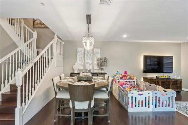 $4,000 | 14721 Southwest 13 Street, Pembroke Pines, FL 33027